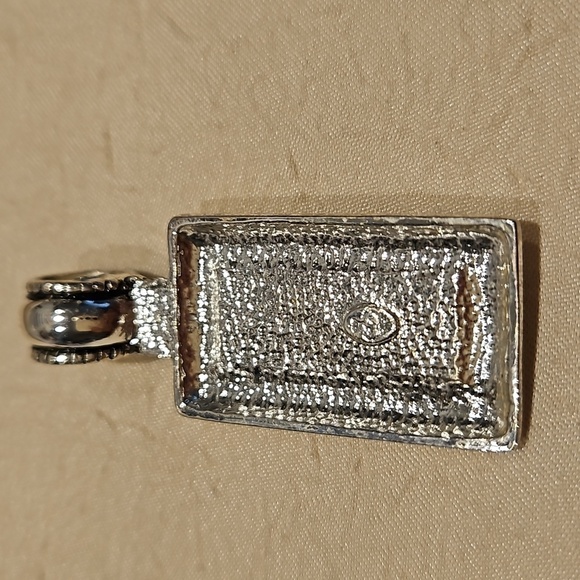 PREMIER DESIGNS Vintage Mother of Pearl Pendant & Pierced Earrings - Picture 7 of 11